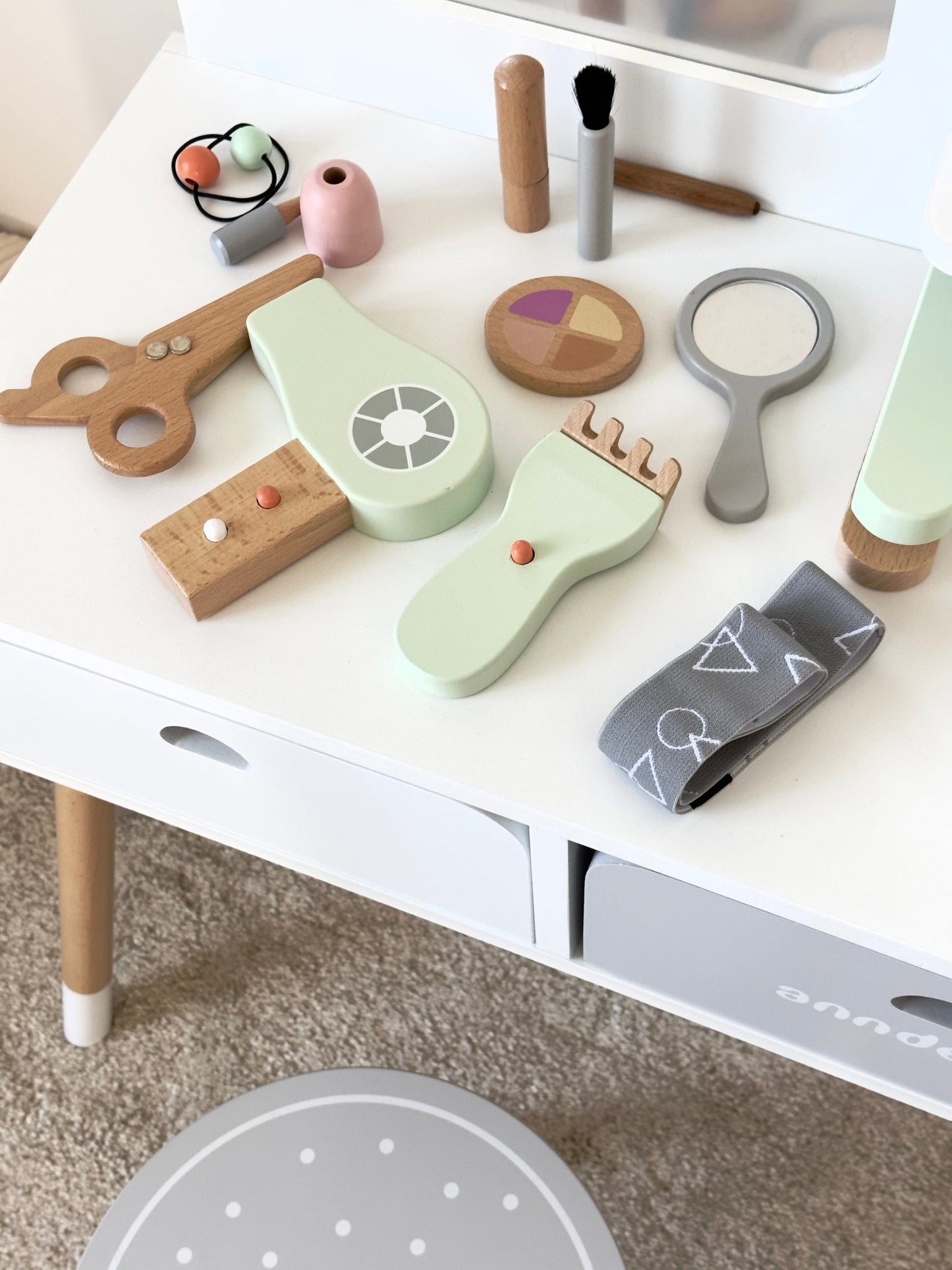 Wooden Dressing Table with Makeup Kit