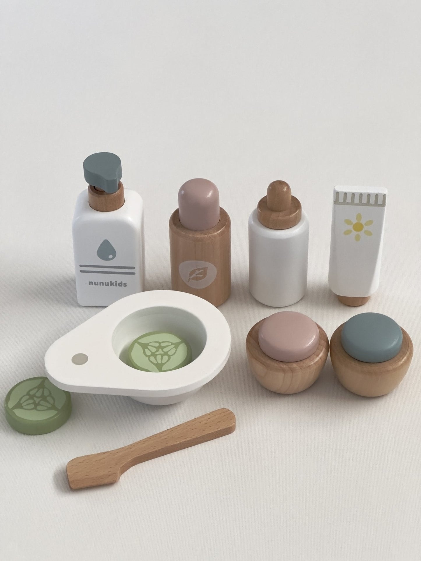 Wooden Skincare Play Set
