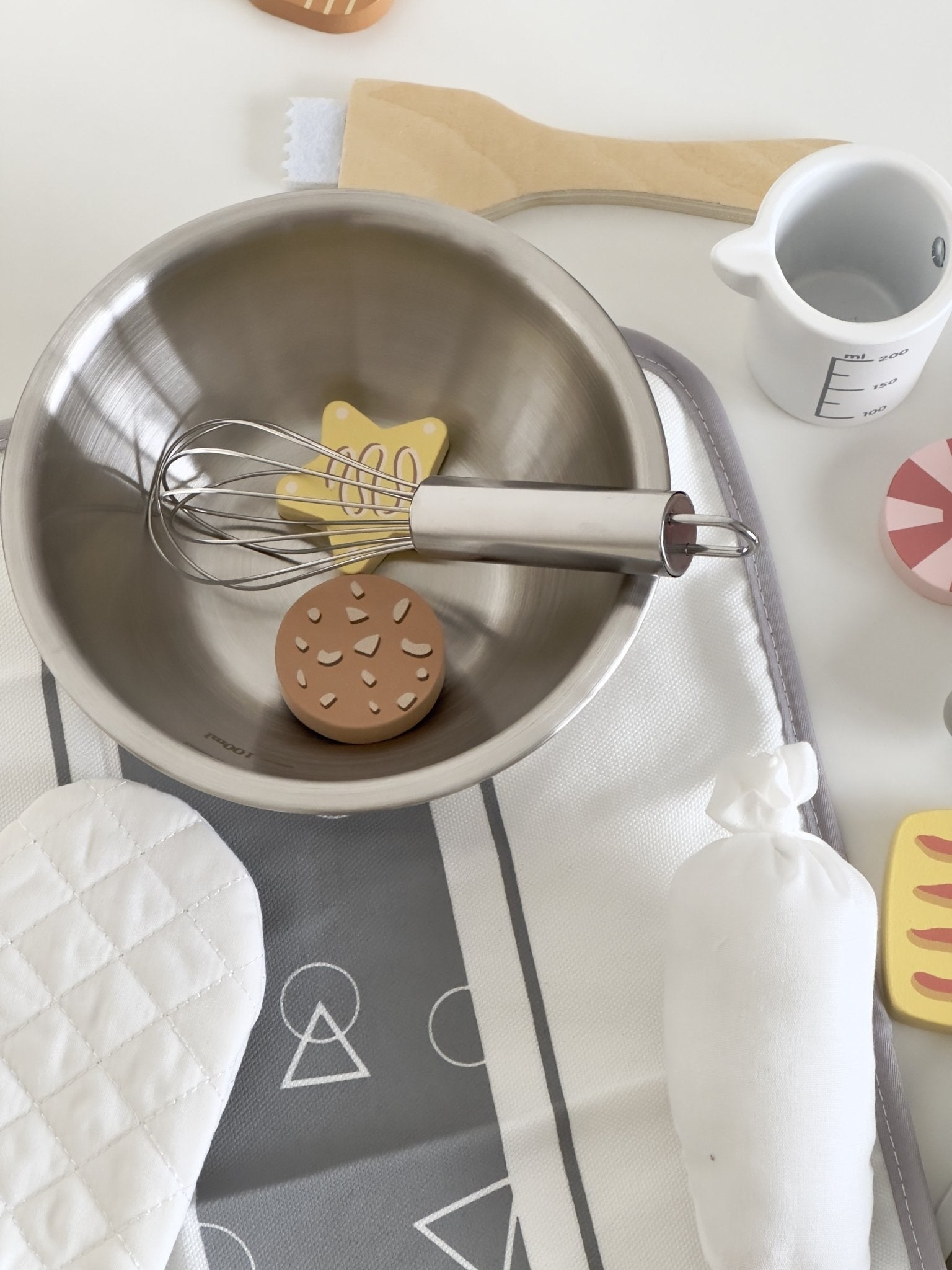 Wooden Baking Play set – Giggle Giggle